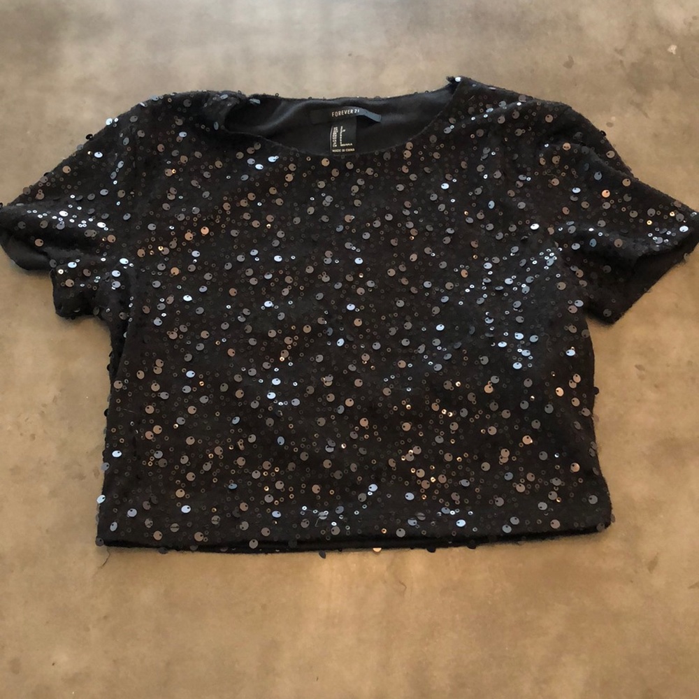 Black Sequin Crop
